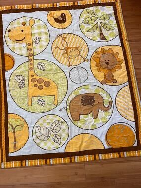 CoCaLo Baby Quilt 36x43 Crib Blanket Jungle Safari Theme Elephant Monkey giraffe